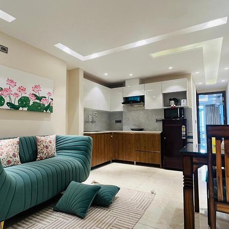 Zen Suites Gurgaon - Luxe Stays Collection Экстерьер фото