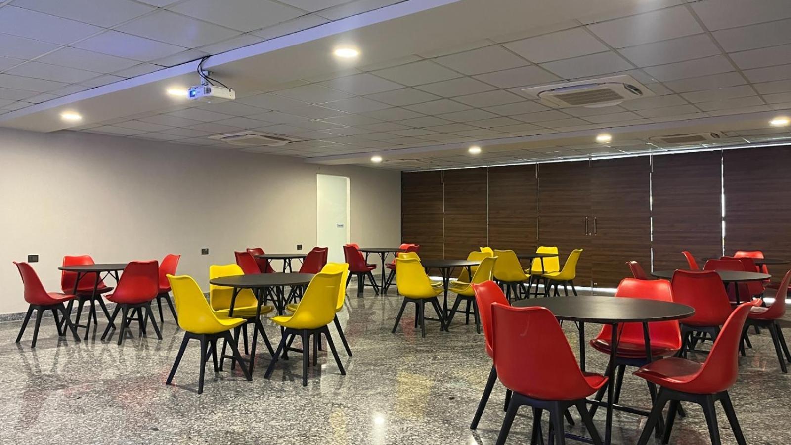 Zen Suites Gurgaon - Luxe Stays Collection Экстерьер фото