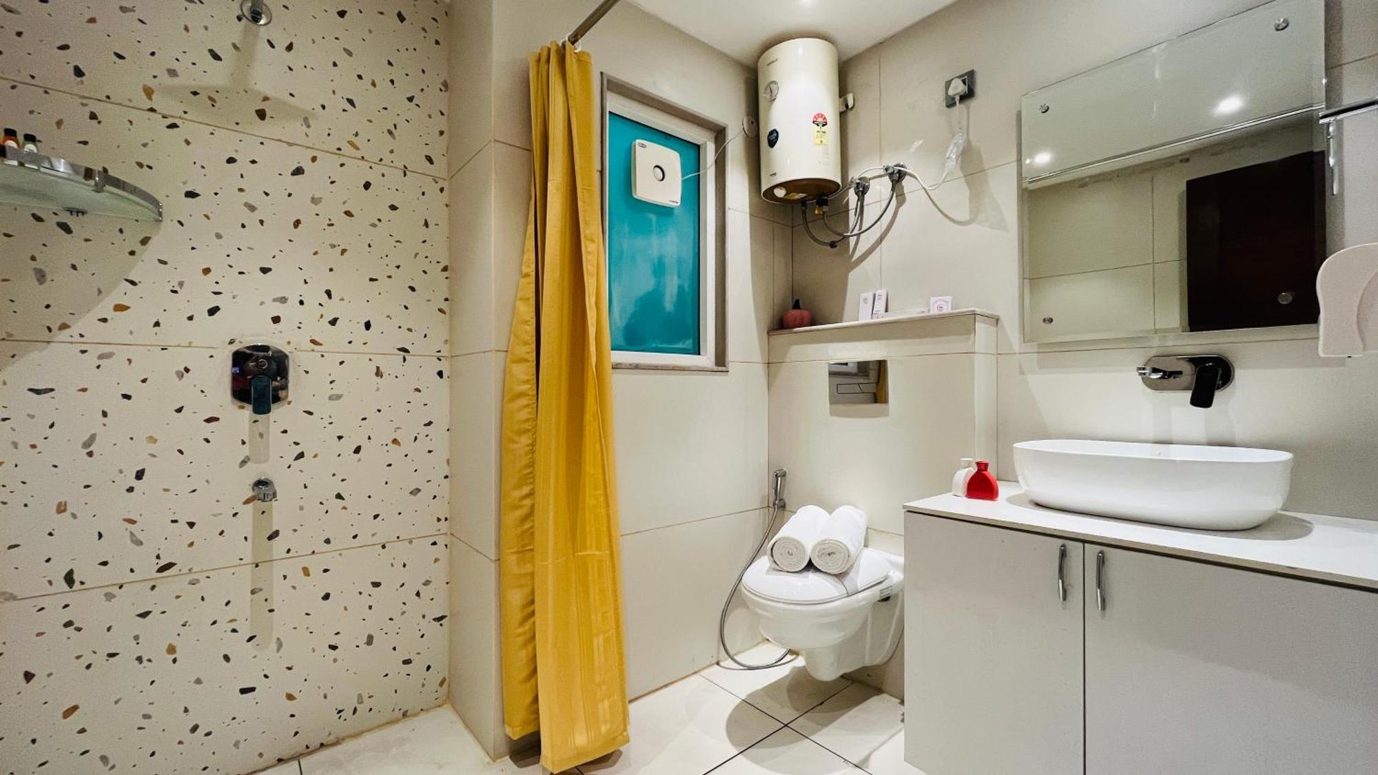 Zen Suites Gurgaon - Luxe Stays Collection Экстерьер фото